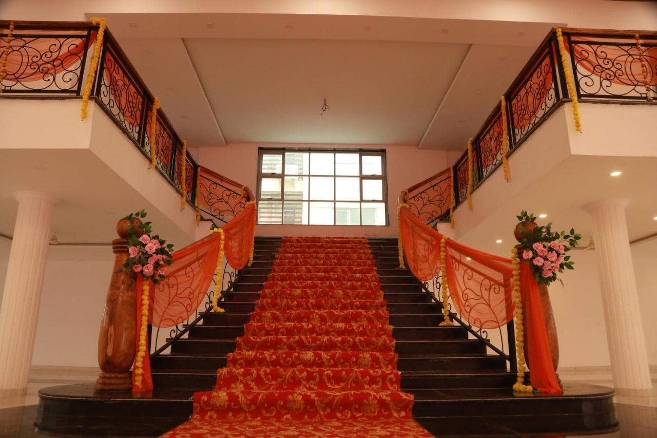 The Orange Flag, Phulambri Hotel Ganori Exterior foto